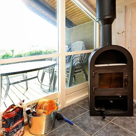 Three-bedroom Holiday In Borkop 15 * Egeskov