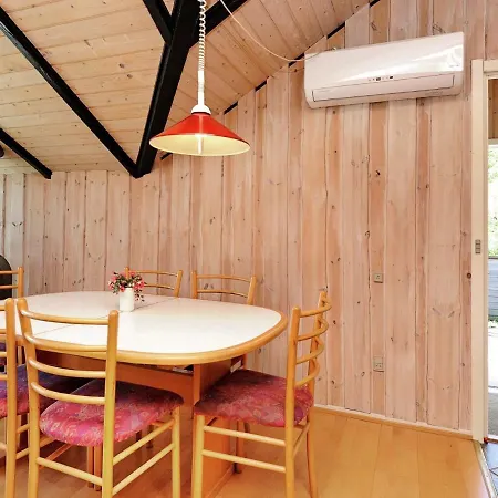 Three-bedroom Holiday In Borkop 15